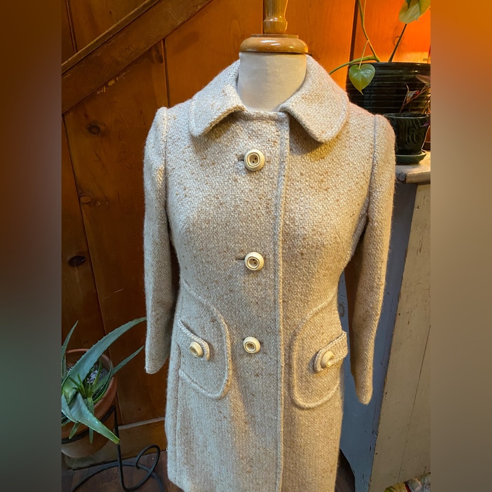 Vintage Boucle Mid Length Coat - Picture 2 of 5
